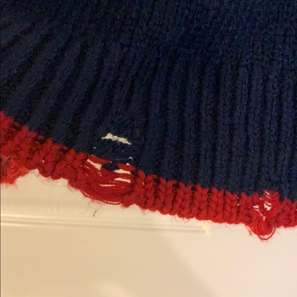 Sweater - Picture 3 of 5